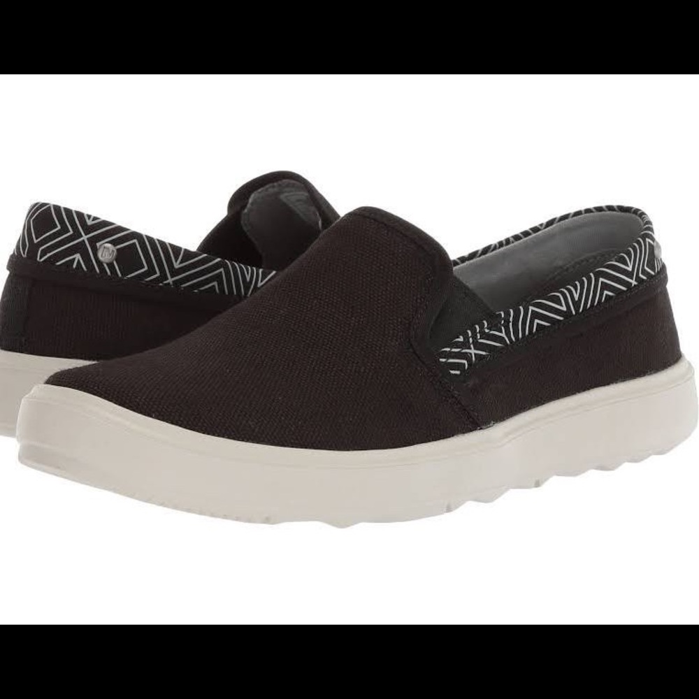 Merrell Slip-on Around Town City Moc
